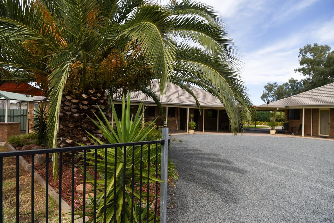 Culcairn Motor Inn Exteriér fotografie