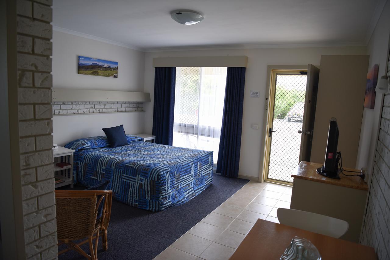 Culcairn Motor Inn Exteriér fotografie