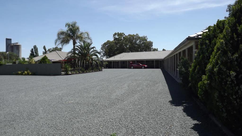 Culcairn Motor Inn Exteriér fotografie